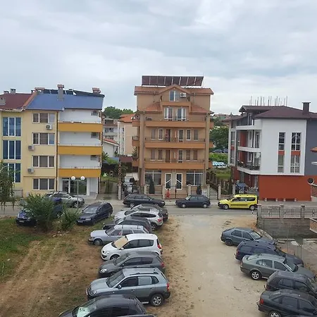Ema Διαμέρισμα Obzor
